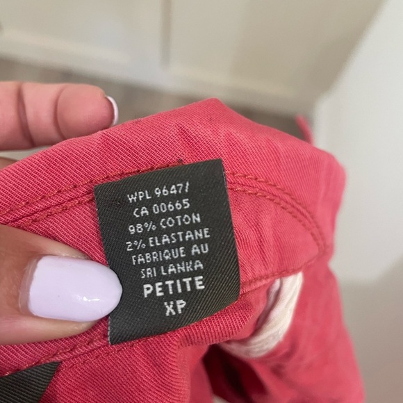 Eddie Bauer Red Utility Jacket with Buttons Petite - Picture 9 of 9